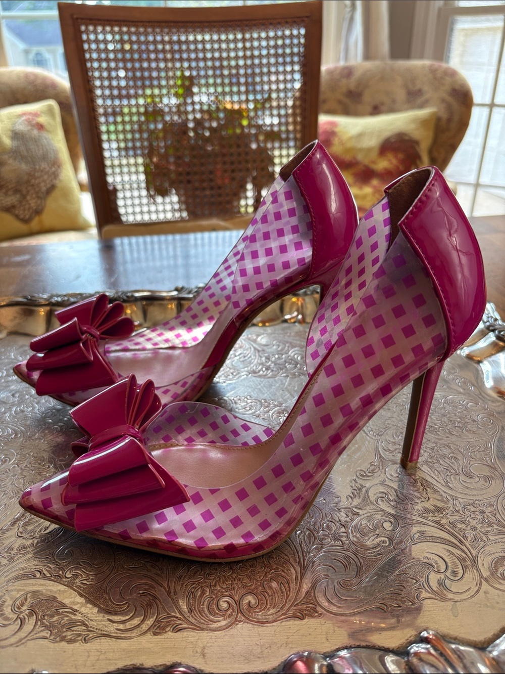 Betsey Johnson Kaison Pink Patent Leather Gingham Bow Pin Up Heels Size 8.5